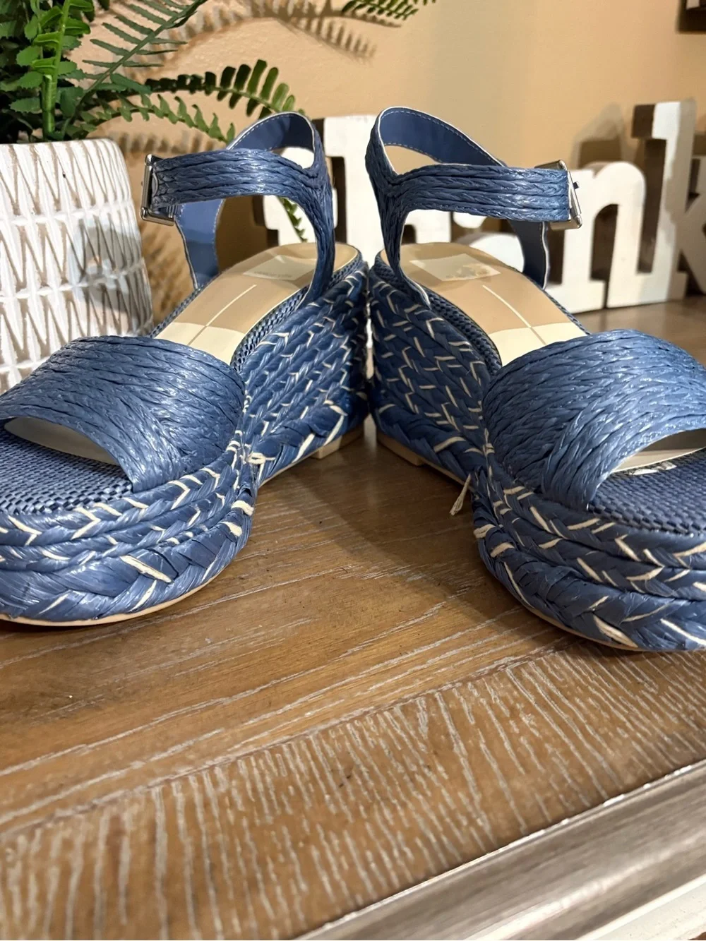 DOLCE VITA women's tiago platform raffia sandals in blue Size 7